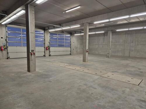 Foto - Halle, Lagerhalle, Maschinengarage, Bootslagerung