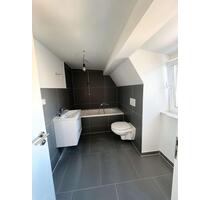 Modern sanierte 4-Zimmer-Dachgeschosswohnung in ruhiger Lage von Recklinghausen