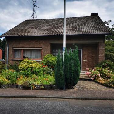 Foto - Haus mit Garten in bevorzugter Lage