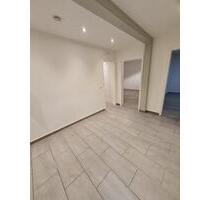 Großzügige 4-Zimmer-Wohnung mit Balkon – ideal für Familien - Gelsenkirchen Gelsenkirchen-Nord