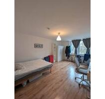 Spacious 21 m2 Room in Mittersendling(4er WG) _ Short-term Sublet - München Sendling-Westpark