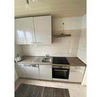 Einzugsfertig oder renditestark: Helles Apartment in top Lage - Langen (Hessen)