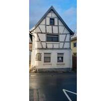 Einfamilienhaus - 169.000,00&nbsp;EUR Kaufpreis, ca.&nbsp; 90,00&nbsp;m&sup2; in Remagen (PLZ: 53424)