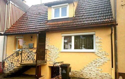 Foto - Haus in zentraler Lage- renovierungsbedürftig, viel Potenzial