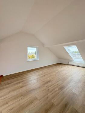 Foto - 2 Zimmer saniert in Langenfeld mit Stellplatz