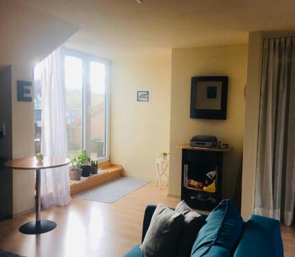 Foto - 1 Zimmer Dachgeschoßwohnung zur Miete in Gerbrunn