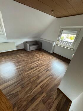 Foto - 2 Zimmer Dachgeschoßwohnung zur Miete in Langenfeld (Rheinland)