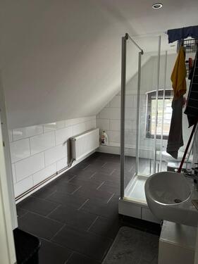 Foto - kernsanierte 3-4 Zimmer Wohnung