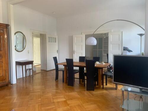 Foto - Eleganter Altbau 3-Zimmerwohnung mit Einbauküche & Gartennutzung