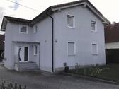 Foto - Einfamilienhaus mit Einliegerwohnung