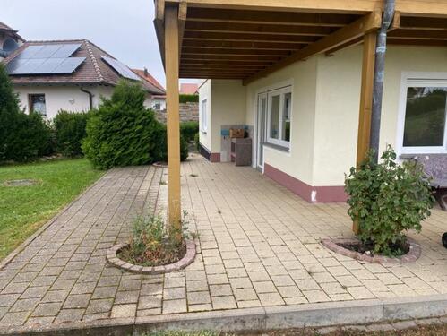 Foto - 3 Zimmerwohnung, frisch renoviert mit großer Terrasse und Garten