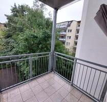 3 Zimmer-Wohnung mit Balkon in Gera-Untermhaus