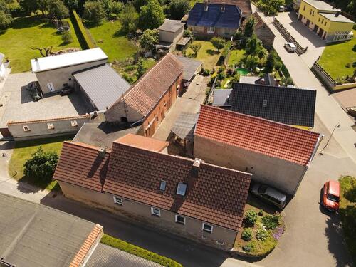 Foto - 7 Zimmer Mehrfamilienhaus, Wohnhaus in Wanzleben-Börde