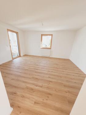 Foto - 4-Zimmer-Wohnung nach Komplettsanierung 2025 Erstbezug, zentral