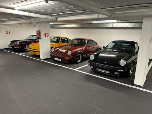 Foto - Gesicherter Tiefgaragen Stellplatz für Sportwagen und Oldtimer