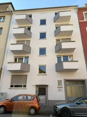 Foto - Helle 2 Zimmer-Wohnung mit großer Terrasse im EG