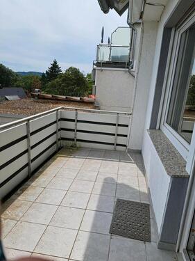 Foto - 3,5 Zimmer Wohnung 89qm mit Fernblick und Balkon