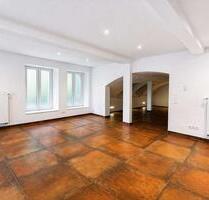Stilvolle Büro- Atelierfläche mit Terrasse in begehrter Lage der Heidelberger Weststadt