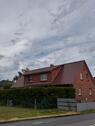 Foto - Freistehendes Zweifamilienhaus mit Klinkerfassade, Garagen