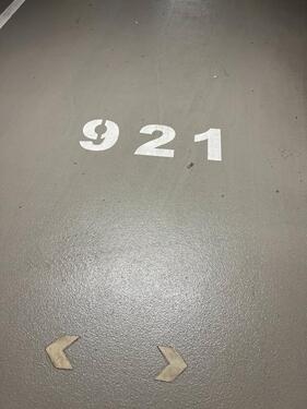 Foto - Auto Stellplatz - 125,00 EUR Miete,
