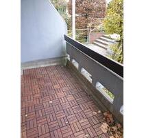 Wohnung mit Terrasse und Stellplatz: freigestellt und ohne Makler - Wiesbaden Südost