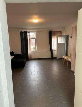 Foto - 1 Zimmer, Küche, Bad, Terrasse und PKW-Stellplatz