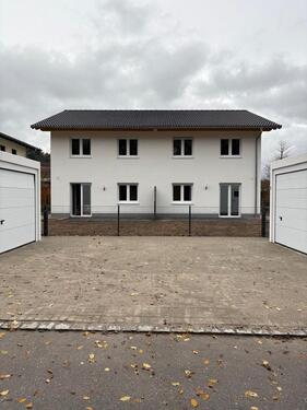 Foto - Neubau DHH in Simbach am Inn - 1.390,00&nbsp;EUR Kaltmiete, ca.&nbsp; 125,00&nbsp;m&sup2;