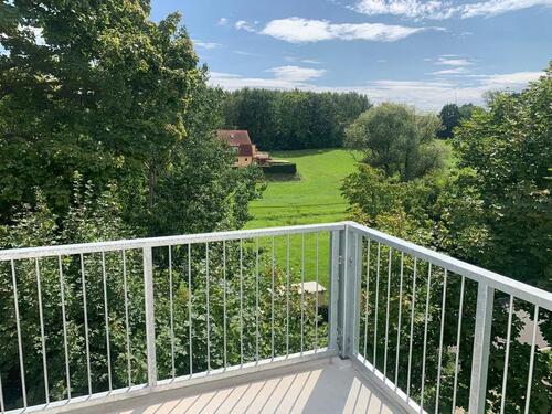 Foto - Schöne 3-Raum Wohnung mit großem Balkon und Blick ins Grüne