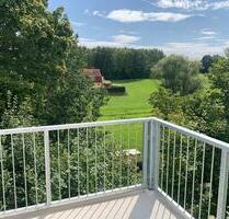Schöne 3-Raum Wohnung mit großem Balkon und Blick ins Grüne - Meerane