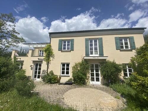 Foto - Haus, Familienhaus zur Miete - 2.000,00&nbsp;EUR Kaltmiete,