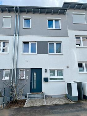 Foto - Neuwertiges Stadthaus (Reihenhaus) mit Garten und Dachterrasse