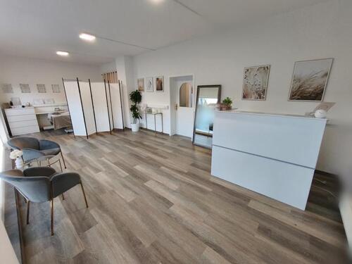 Foto - Gewerbefläche, Büroräume, Kursräume, Kosmetik Studio