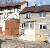 Charmantes Fachwerkhaus mit Scheune und Garten in Großropperhause - Frielendorf