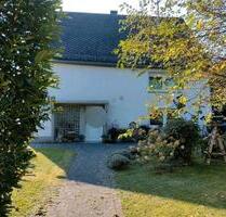 Gemütliches Einfamilienhaus, Scheune, großer Garten - Nauroth