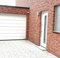 Erstbezug! Moderne Doppelhaushälfte mit Garage und Gartenbereich. - Herzogenrath