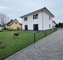 Schon zum Sommer im neuen Eigenheim! 170m2 Stadtvilla nahe Berlin - Panketal