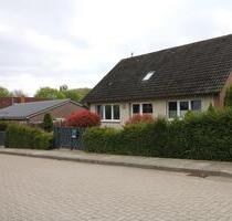 Einfamilienhaus mit Einliegerwohnung - Horneburg