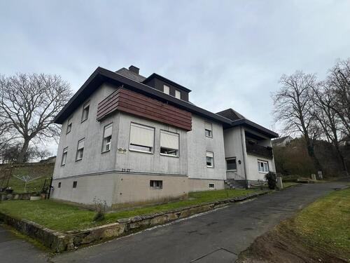 Foto - Wohnhaus mit 6 Einheiten und ca. 550 m² Wohnfläche