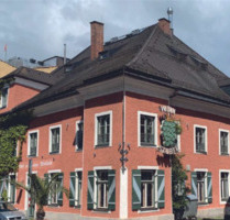 Sanierte Altbauwohnung in der Rosenheim Innenstadt