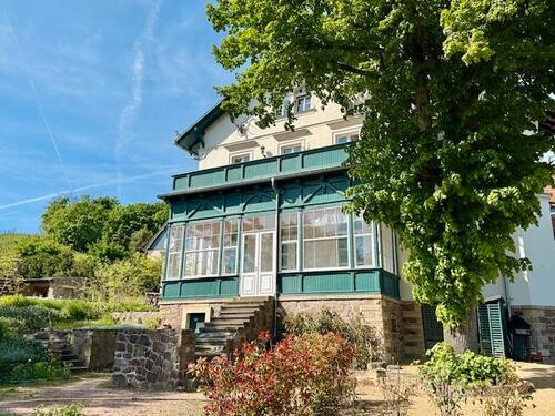 Foto - Erdgeschosswohnung mit großzügigem Wintergarten in den Weinbergen !