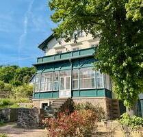 Erdgeschosswohnung mit großzügigem Wintergarten in den Weinbergen ! - Radebeul