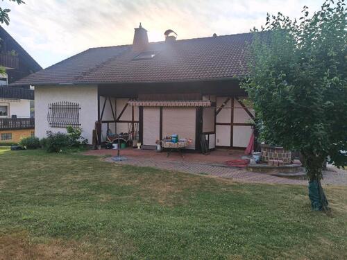 Foto - Mehrfamilienhaus, Wohnhaus zum Kaufen in Knüllwald
