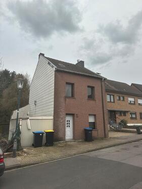 Foto - Leerstehendes Einfamilienhaus mit Garten zu verkaufen