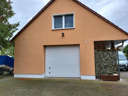 Foto - Grundstück mit Gebäude und Nebengelass