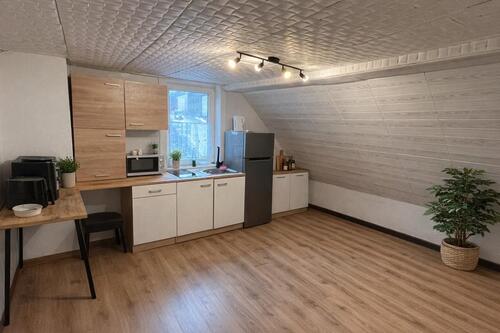 Foto - Wg zimmer (noch 2 zimmer frei) - mobliert- 300 euro all inklusive