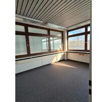 Helles Büro im Gewerbepark Unterensingen ab 01.01.26 frei