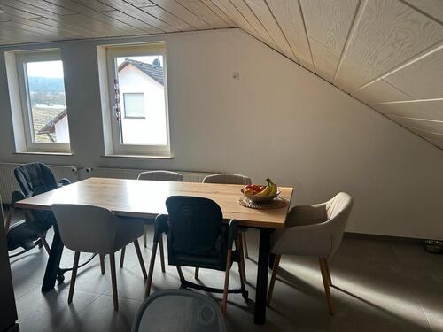 Foto - 3 Zimmer Dachgeschoßwohnung in Waigolshausen