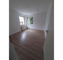 Schöne helle 2-Zimmer-Wohnung mit Garten zu vermieten! - Lüdenscheid Staberg