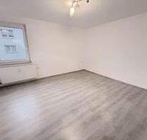 2 Zimmer Wohnung mit Wohnküche Jobcenter ab 3 Personen möglich - Essen Stadtbezirk III