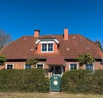 Provisionsfrei: Charmantes Zweifamilienhaus Nähe Ostsee - Neubukow